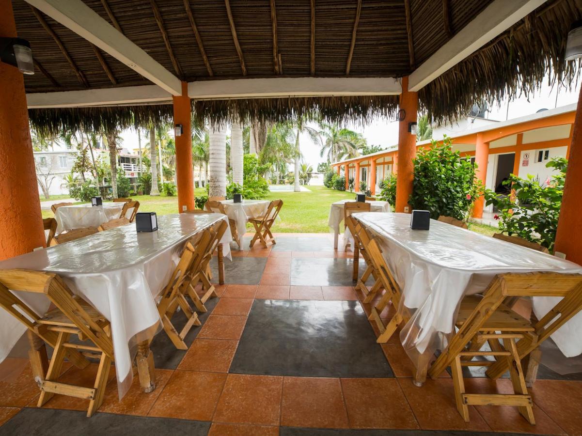 Hotel Y Restaurant Casa Del Mar Costa Esmeralda Exterior photo